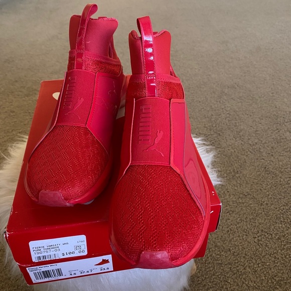 Puma Shoes - Puma Fierce Varsity